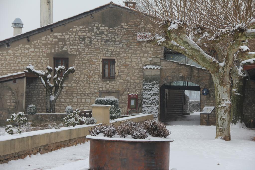 Logis Hotel Restaurant La Vieille Ferme, Macon Nord Sance Экстерьер фото