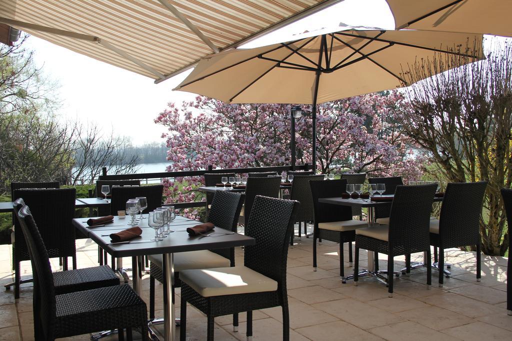 Logis Hotel Restaurant La Vieille Ferme, Macon Nord Sance Экстерьер фото