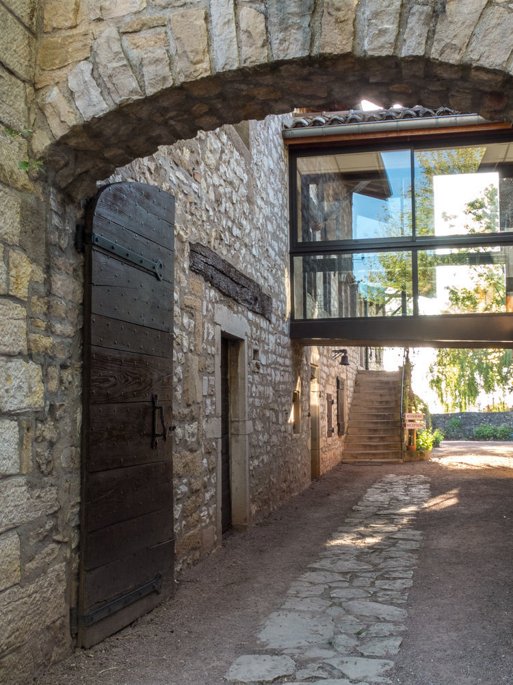 Logis Hotel Restaurant La Vieille Ferme, Macon Nord Sance Экстерьер фото