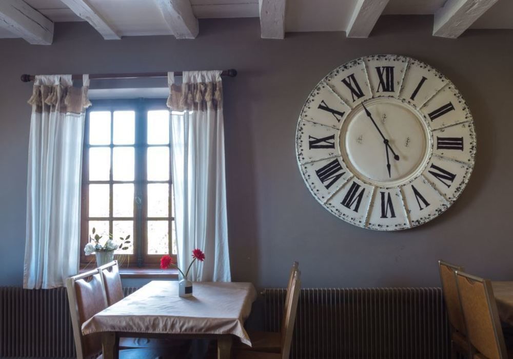 Logis Hotel Restaurant La Vieille Ferme, Macon Nord Sance Экстерьер фото